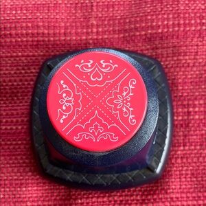 Fiskars 4 in 1 Corner Punch/Embosser